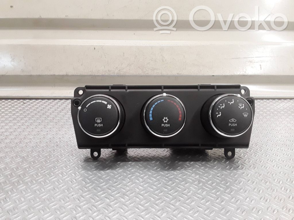 Dodge Nitro Climate control unit 
