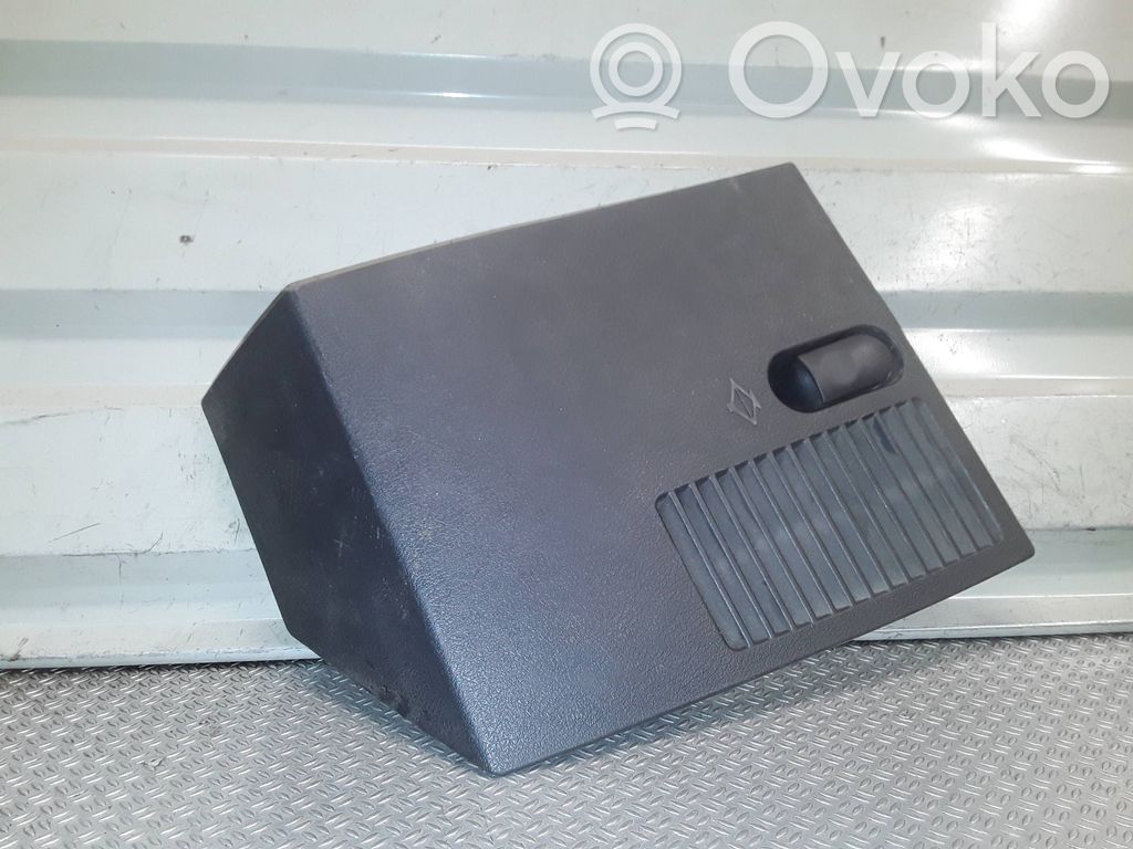 Dodge Nitro Capac plastic hayon 