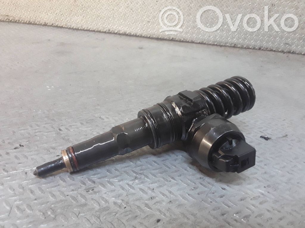 Audi A2 Fuel injector 