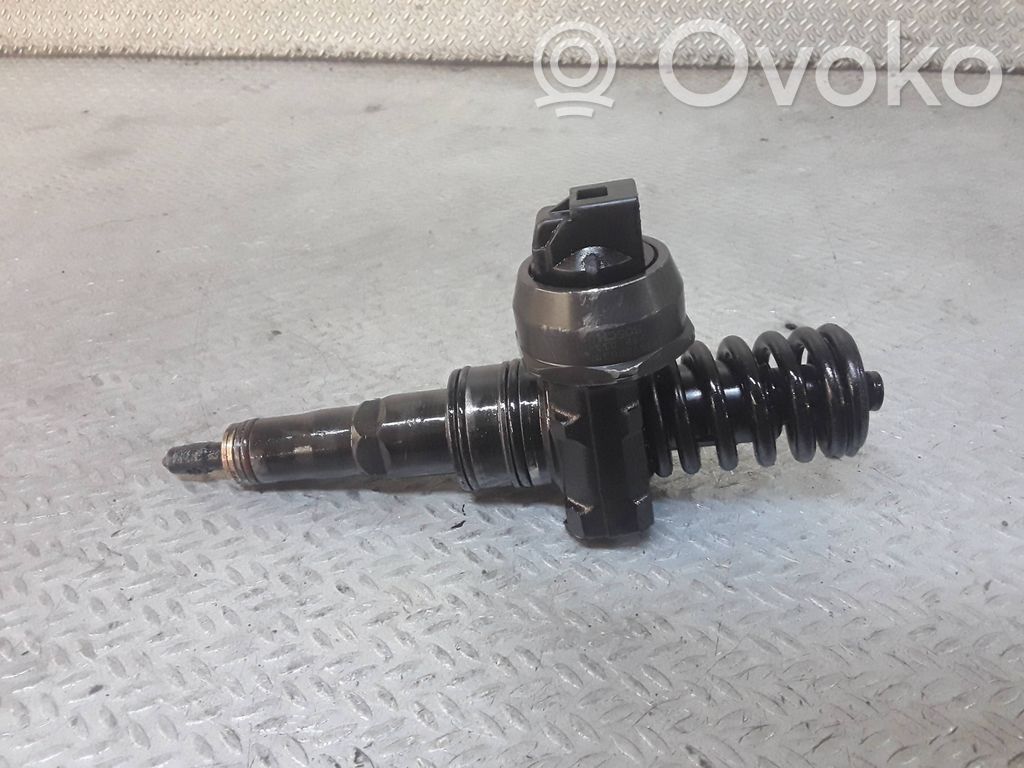 Audi A2 Fuel injector 