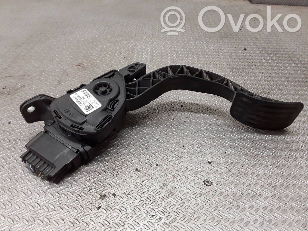 Gaspedal   6G929F836JE