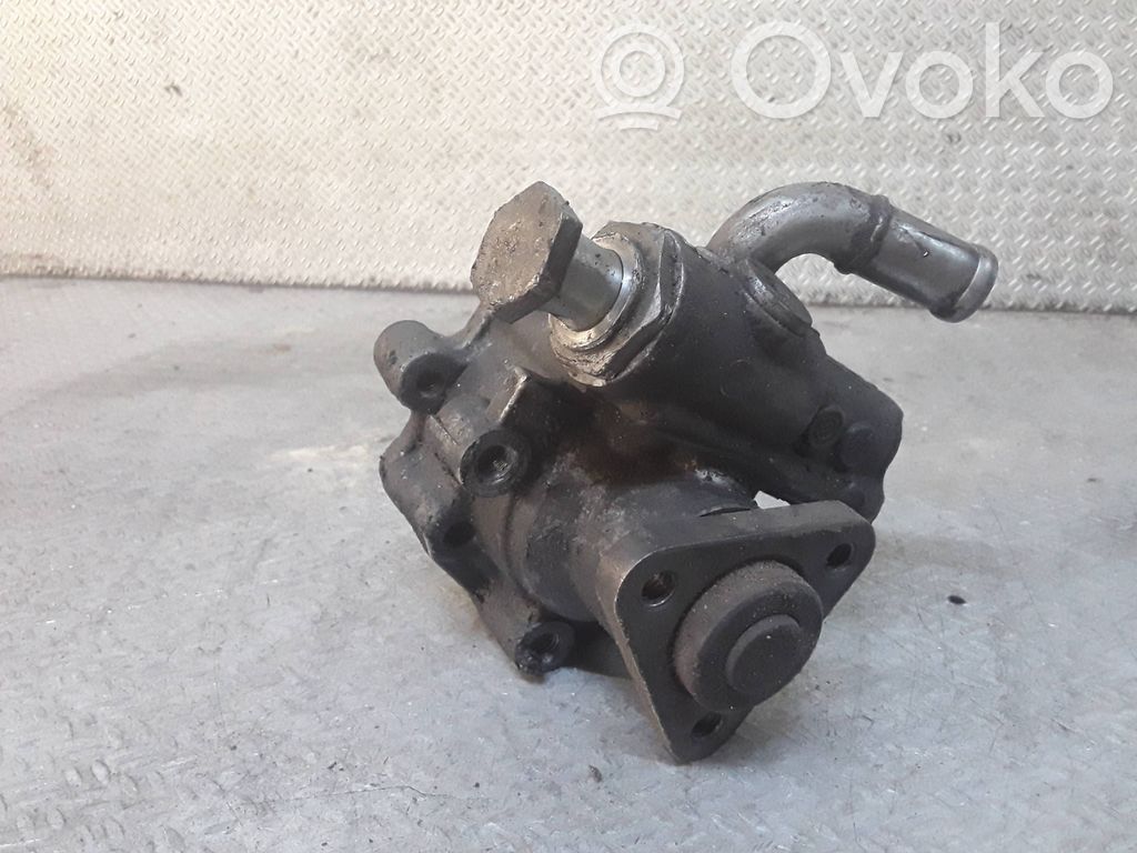 Ohjaustehostimen pumppu   3D0422154K