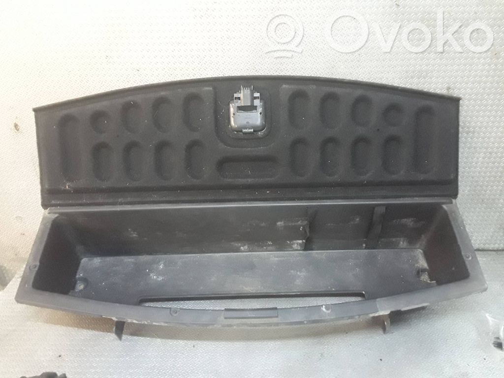 Chevrolet Captiva Torpedou portbagaj 