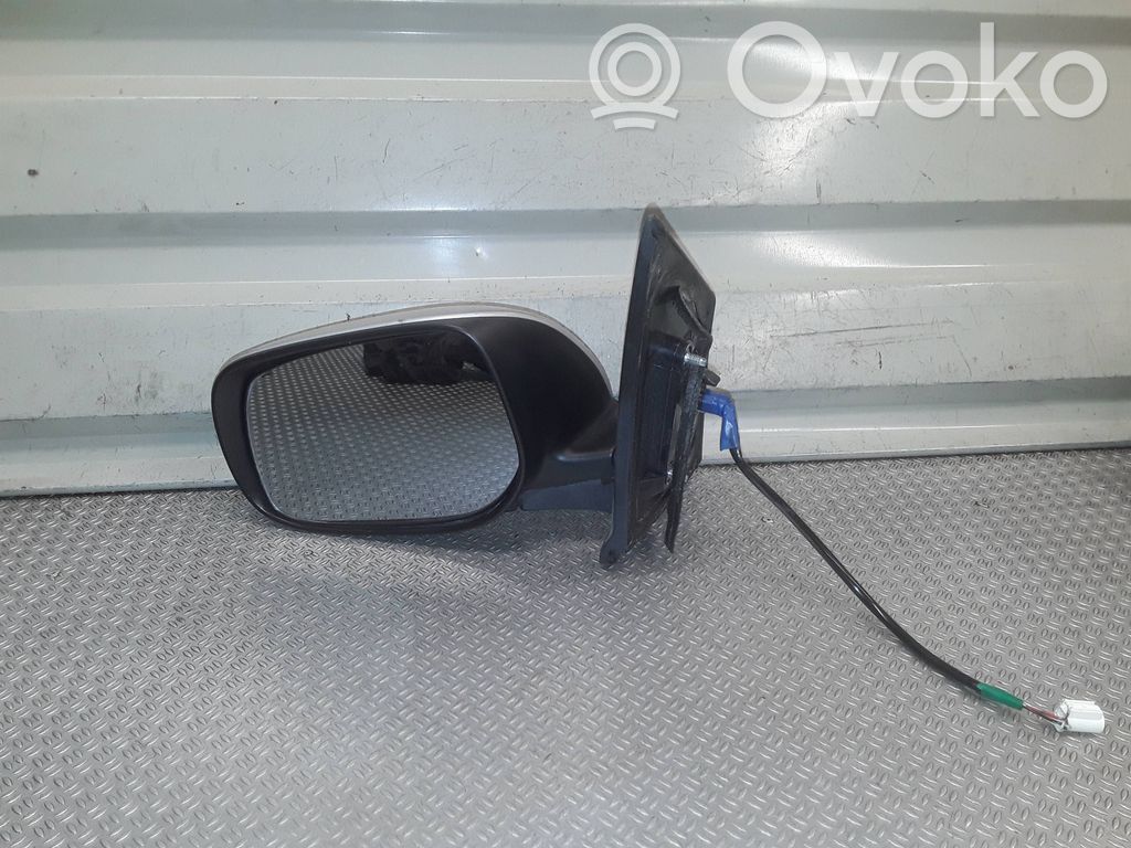Toyota Yaris Espejo lateral eléctrico de la puerta delantera 