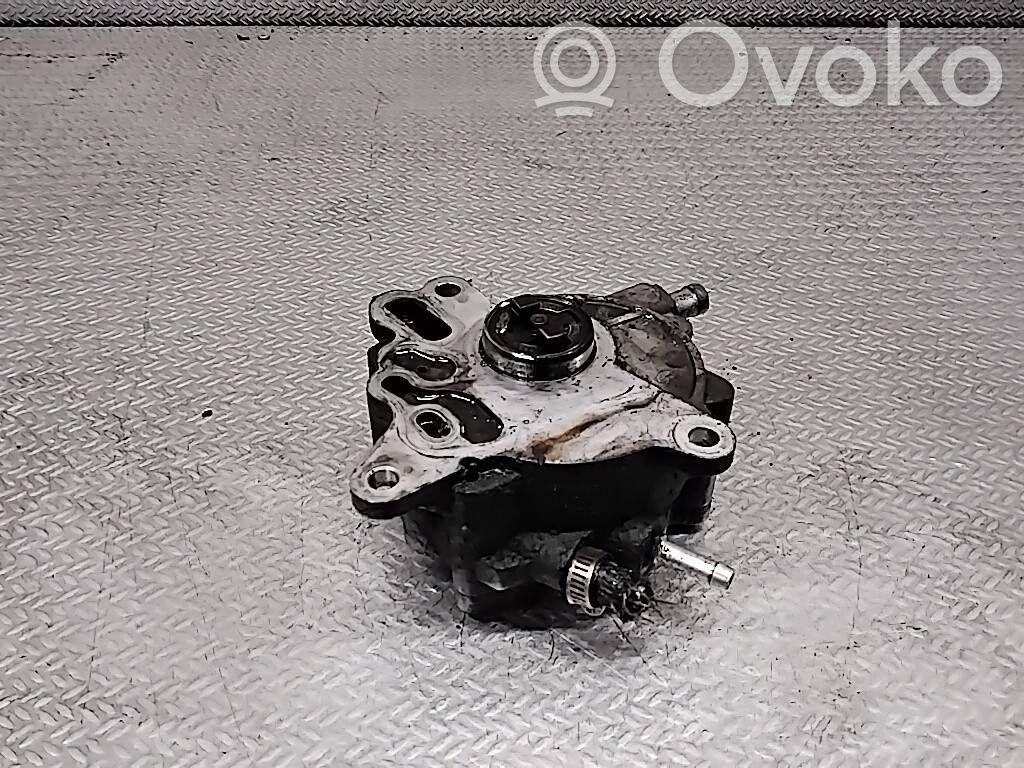 Mitsubishi Grandis Pompa podciśnienia / Vacum 