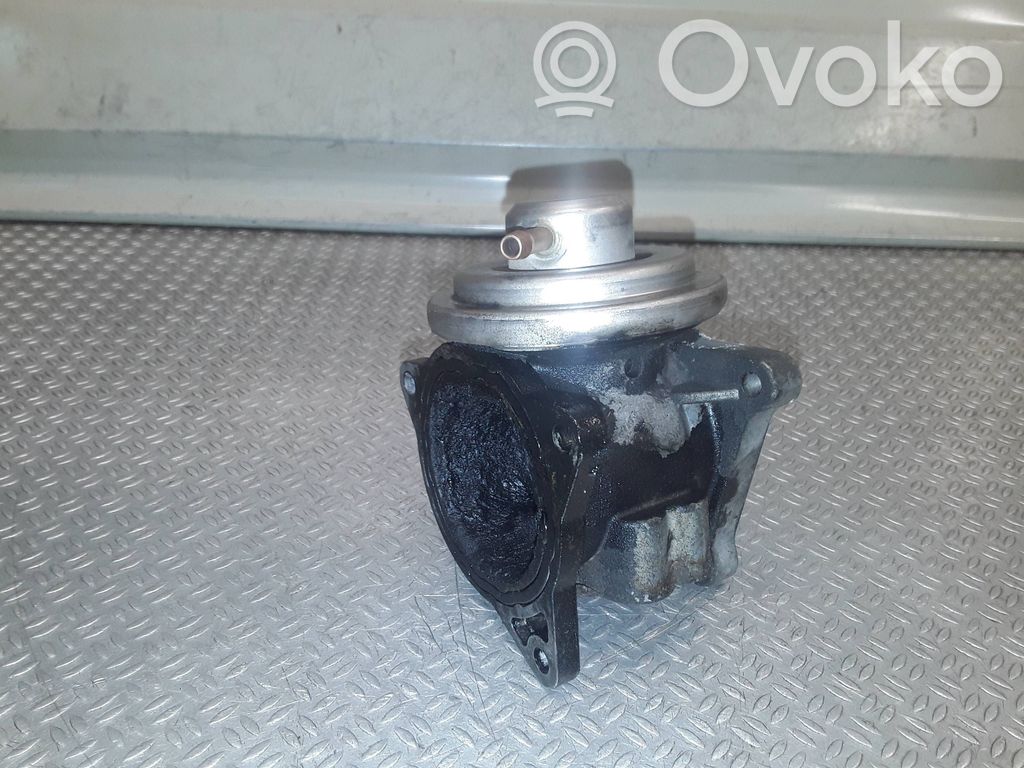 EGR valve   038131501AN