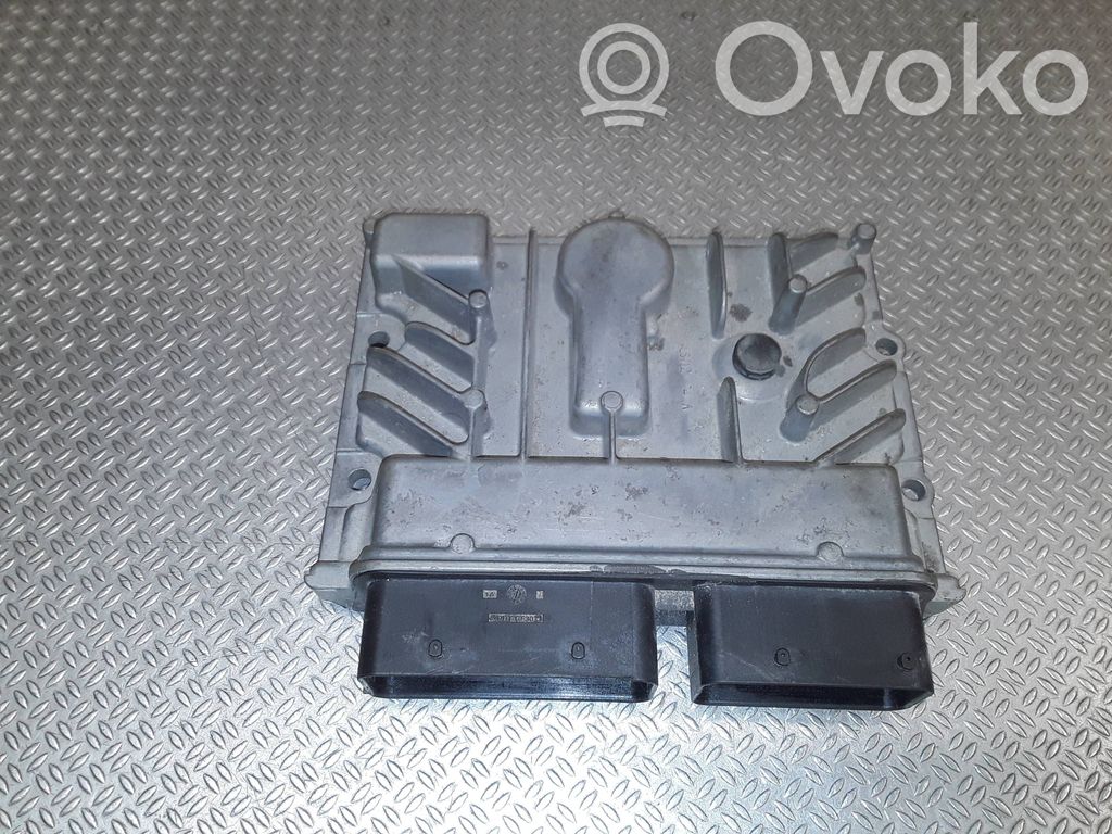 Opel Meriva B Engine control unit/module 