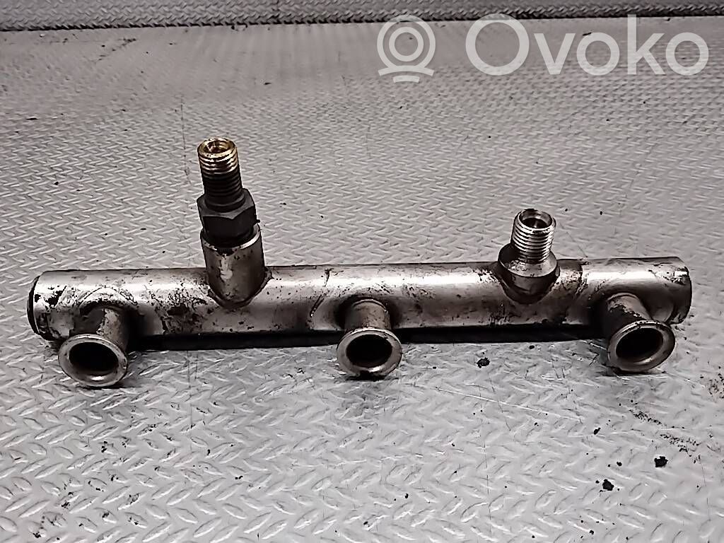 Audi A6 S6 C6 4F Polttoainepääputki 