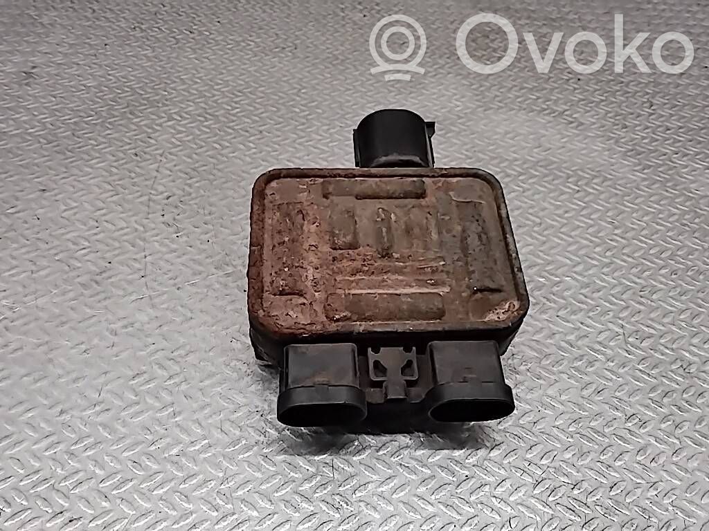 Ford Mondeo MK IV Coolant fan relay 