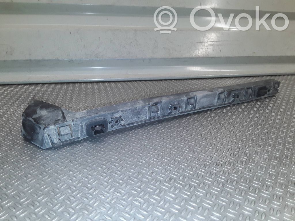 Rear bumper mounting bracket   52042927