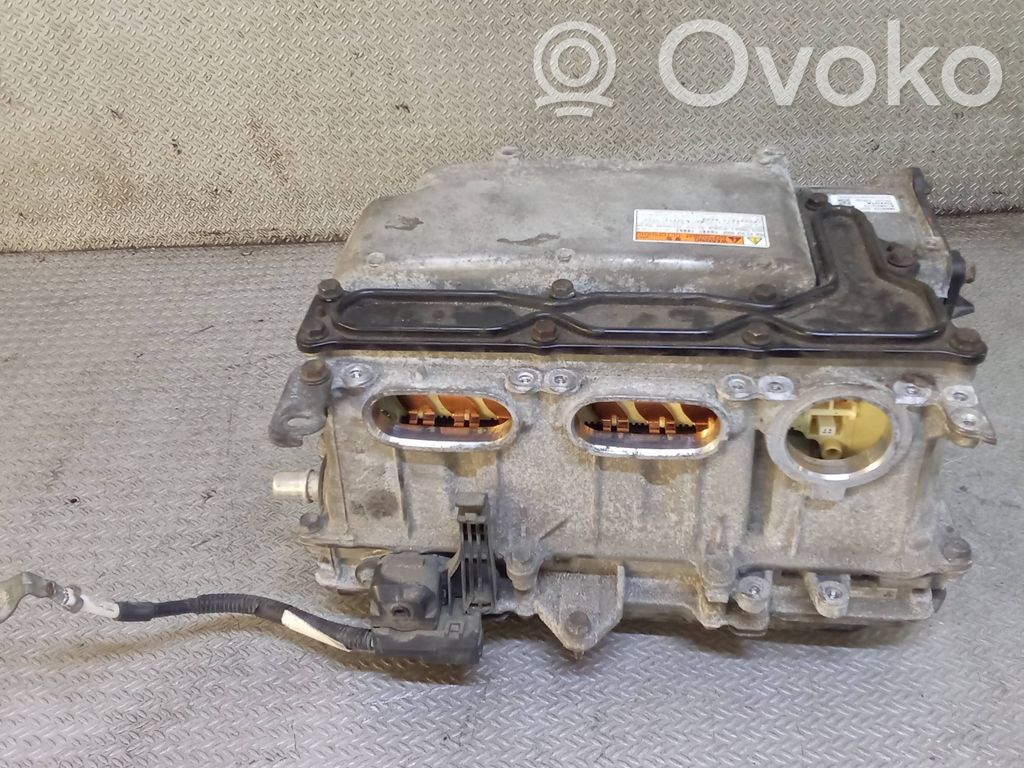 Toyota Prius (XW30) Inversor/convertidor de voltaje 