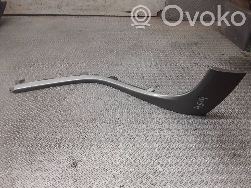 Dashboard glove box trim   GS1E55321