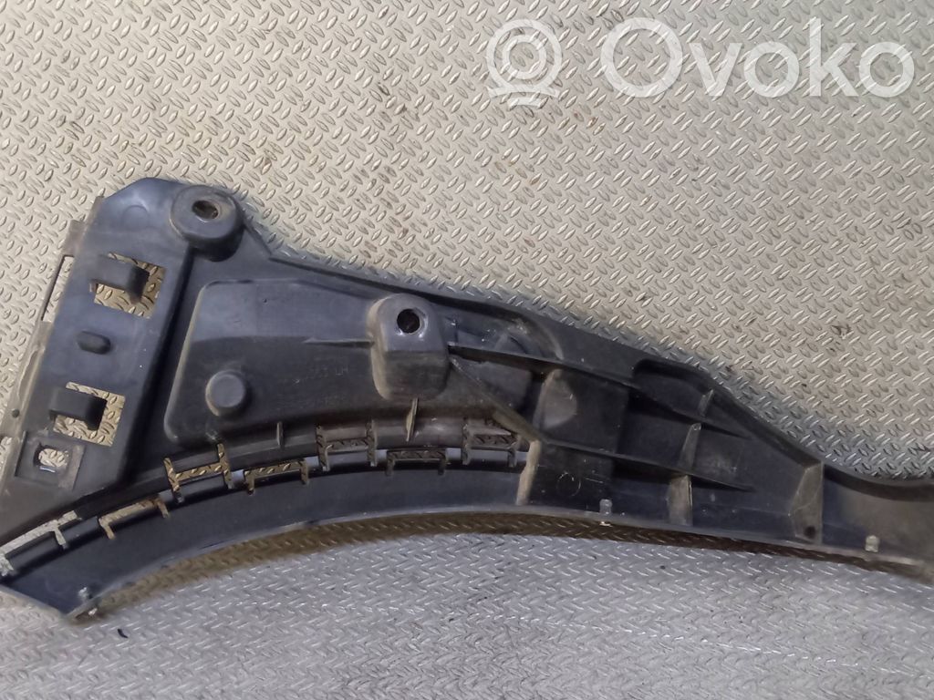 Priekšpusē bampera turētājs   08620563