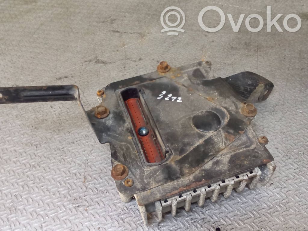 Module de contrôle de boîte de vitesses ECU   04606817AC,P04606817AC