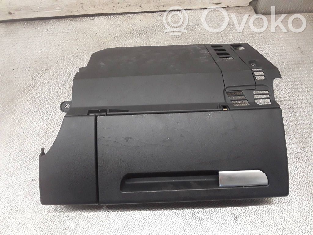 Glove box set   8Z1857095F