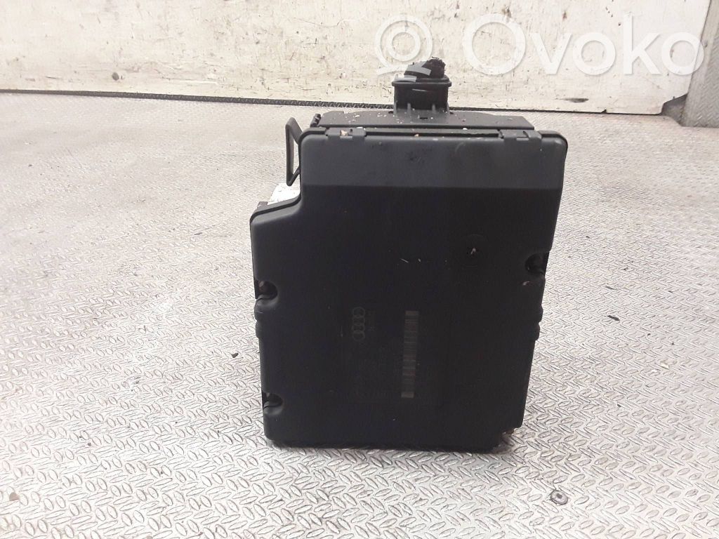 Audi A2 ABS bloks 