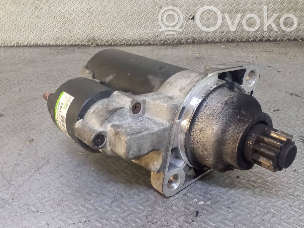 Volkswagen Touran I Motor de arranque 
