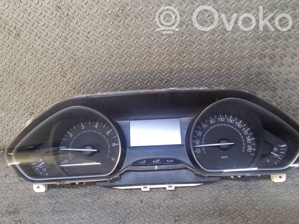 Peugeot 208 I Speedometer (instrument cluster) 