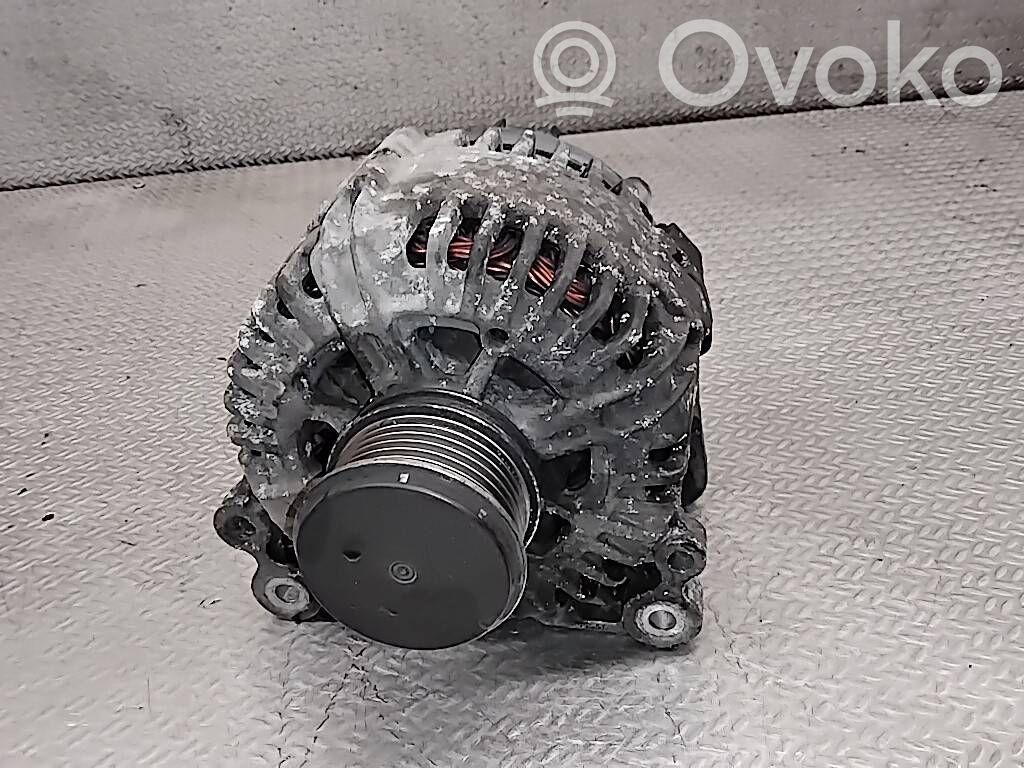 Lichtmaschine   06F903023C