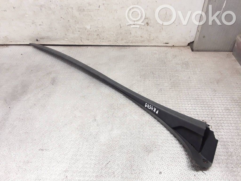 Renault Trafic III (X82) Windshield trim 