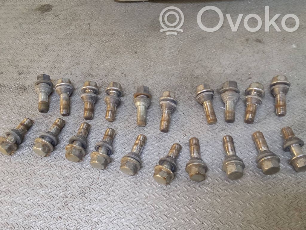 Nuts/bolts