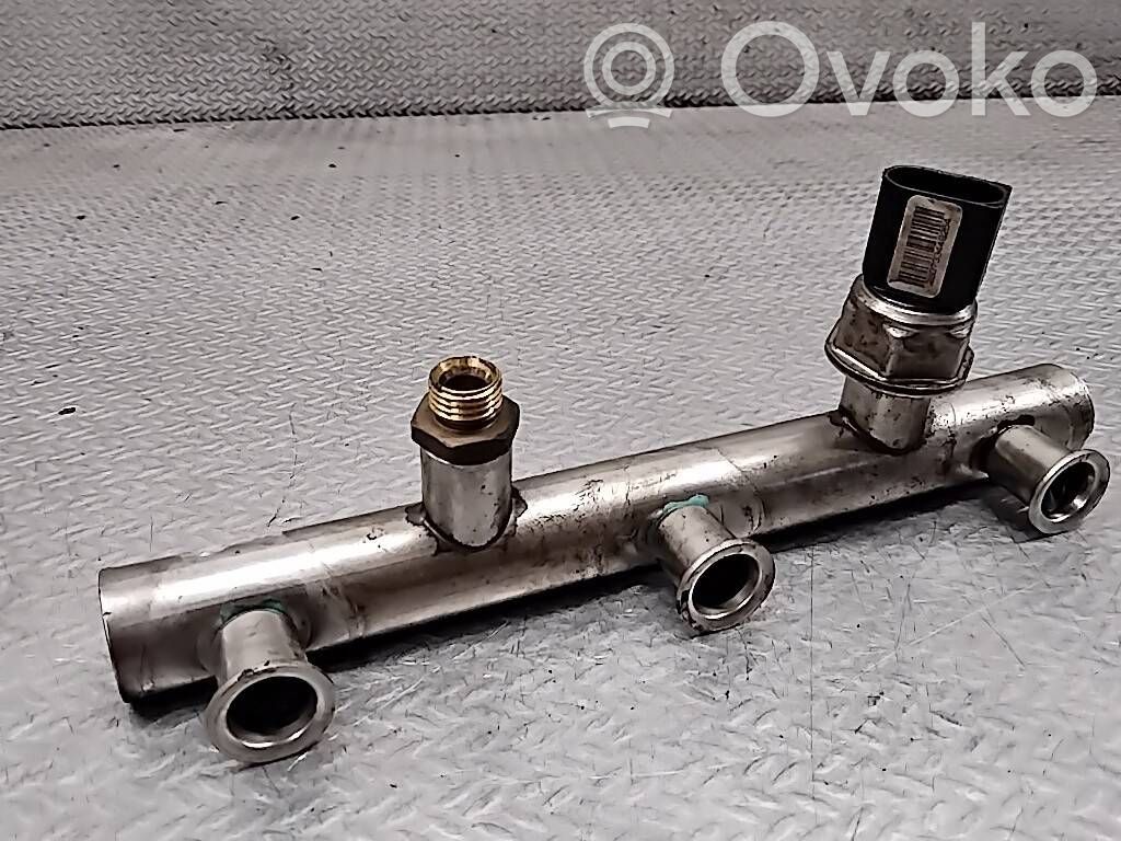 Audi A6 S6 C6 4F Polttoainepääputki 