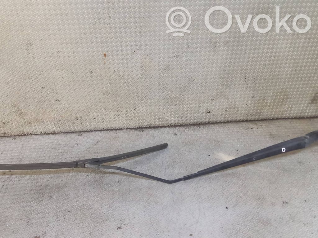 Volkswagen Routan Scheibenwischer 