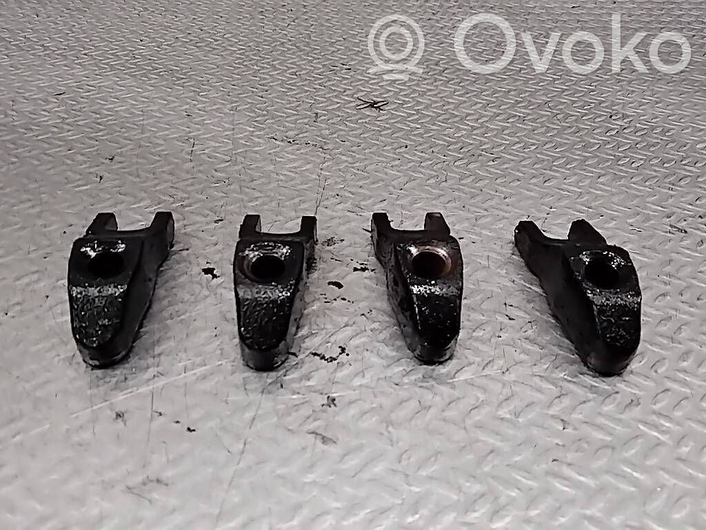 Support de pince d'injecteur de carburant