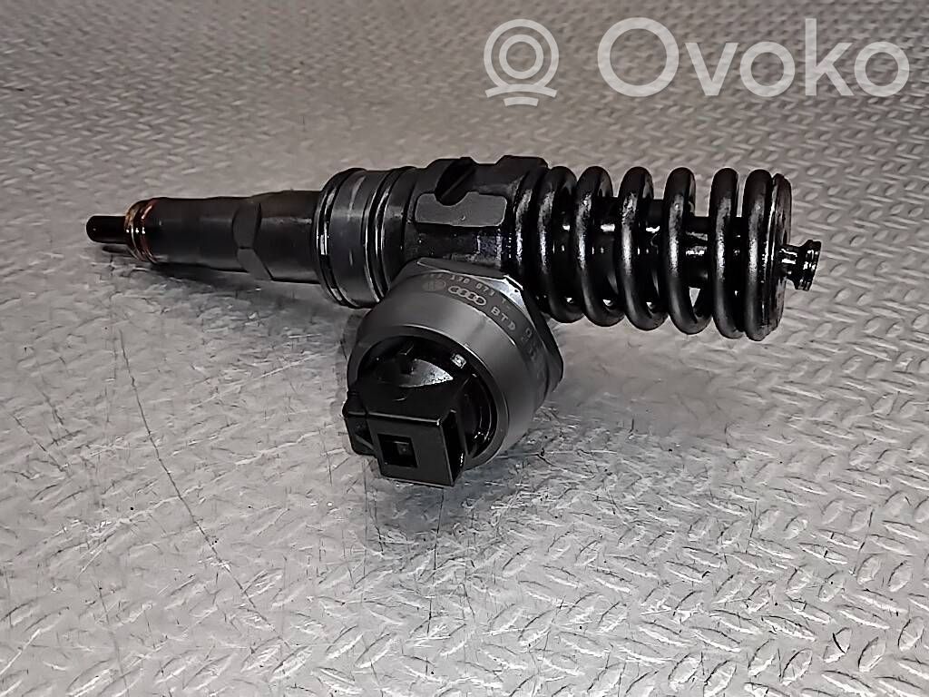 Injecteur de carburant   045130073T