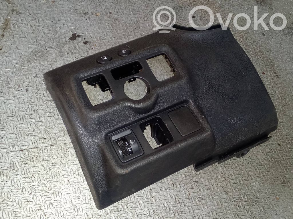 Nissan Note (E12) Interruptor de control de altura del faro delantero 