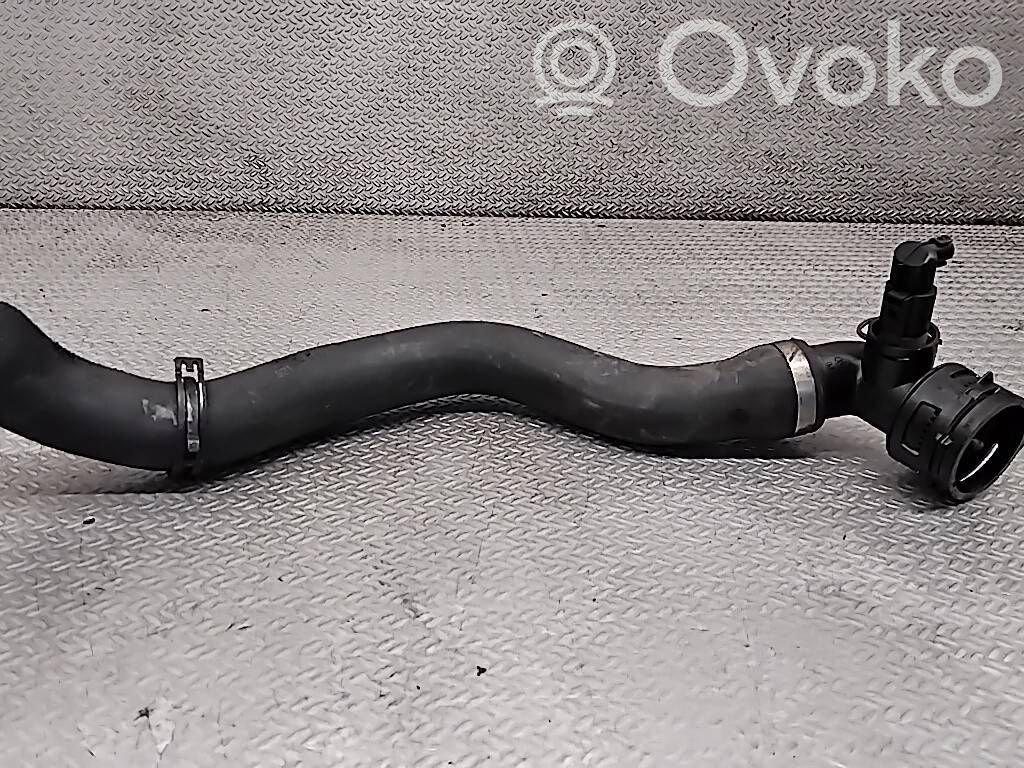 Audi Q7 4L Conductă/furtun lichid de răcire motor 