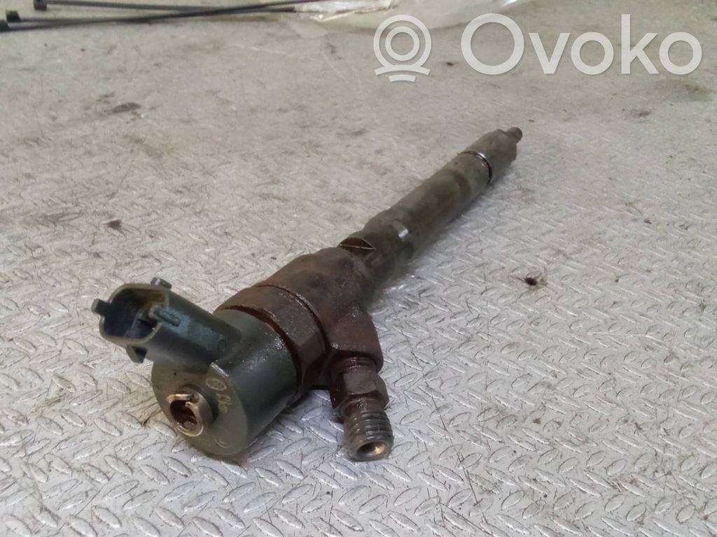 Inyector de combustible   3380027900,0445110126