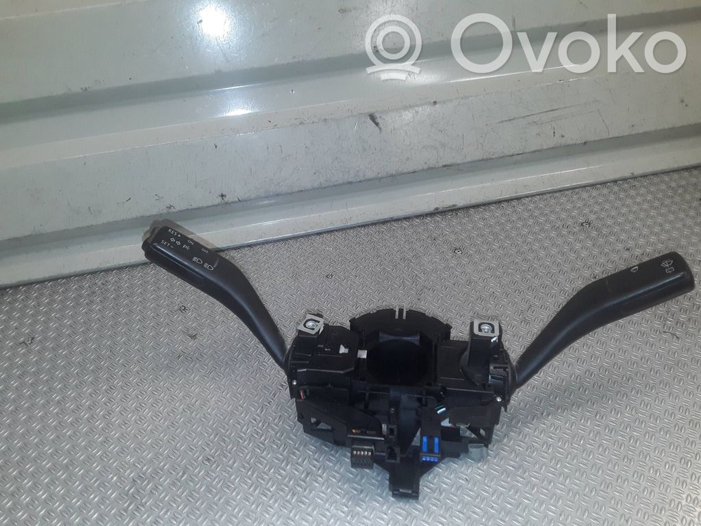 Volkswagen Touran I Commodo, commande essuie-glace/phare