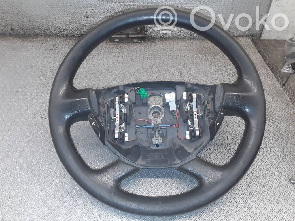 Ohjauspyörä   8200198978
