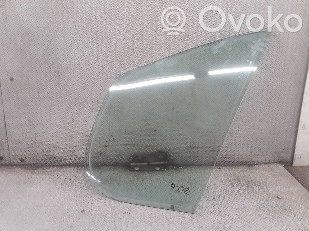 Nissan Primastar Geam ventilare ușă față patru uși 