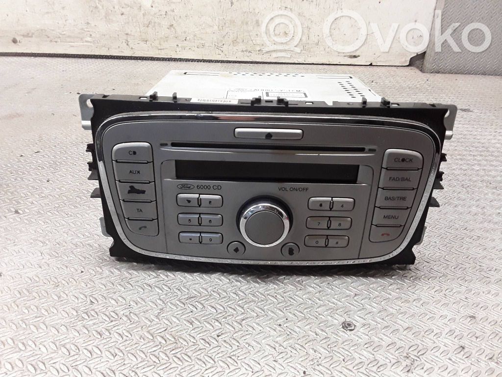Radio / CD-Player / DVD-Player / Navigation   8S7T18C815AA