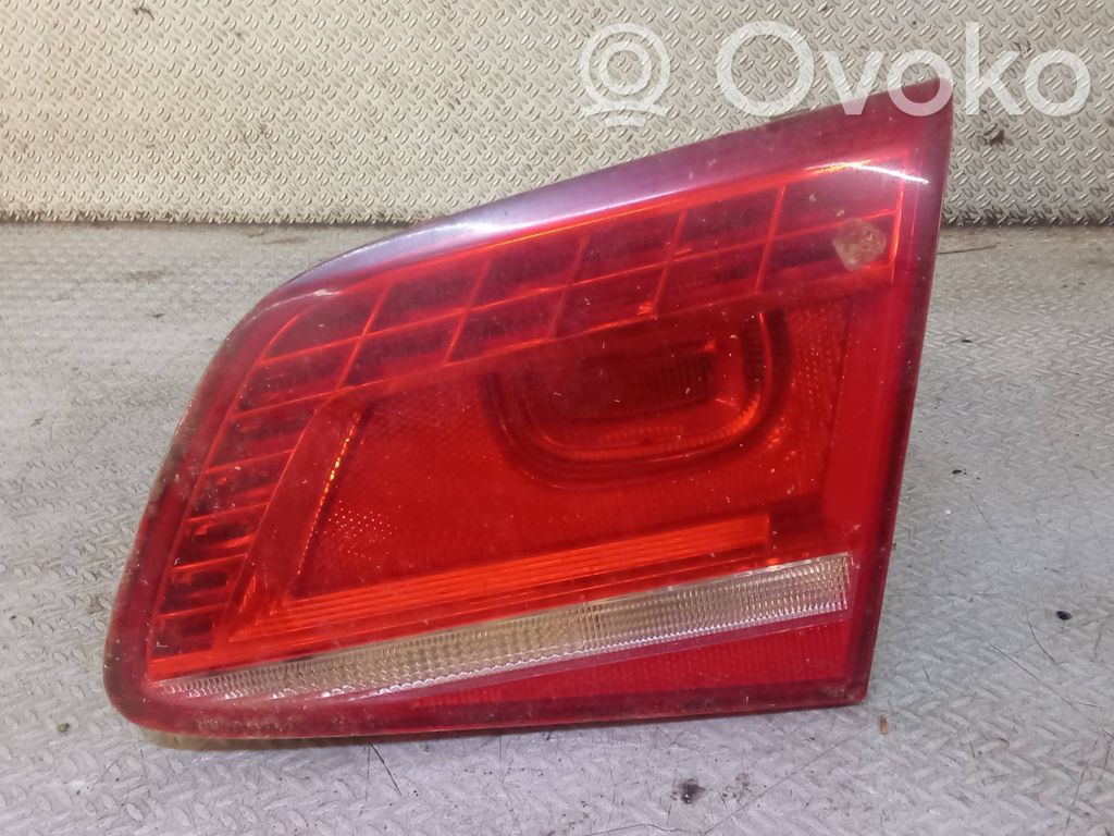 Takaluukun takavalot   3AE945308B