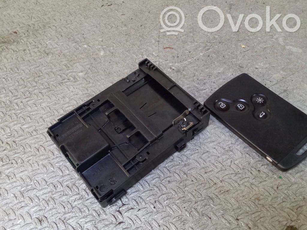 Renault Laguna III Chiave/comando di accensione (usato) 