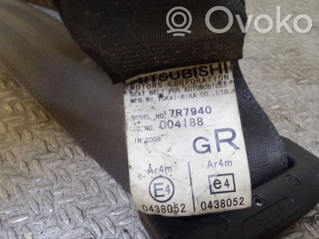 Mitsubishi Lancer VIII Takaistuimen turvavyö 