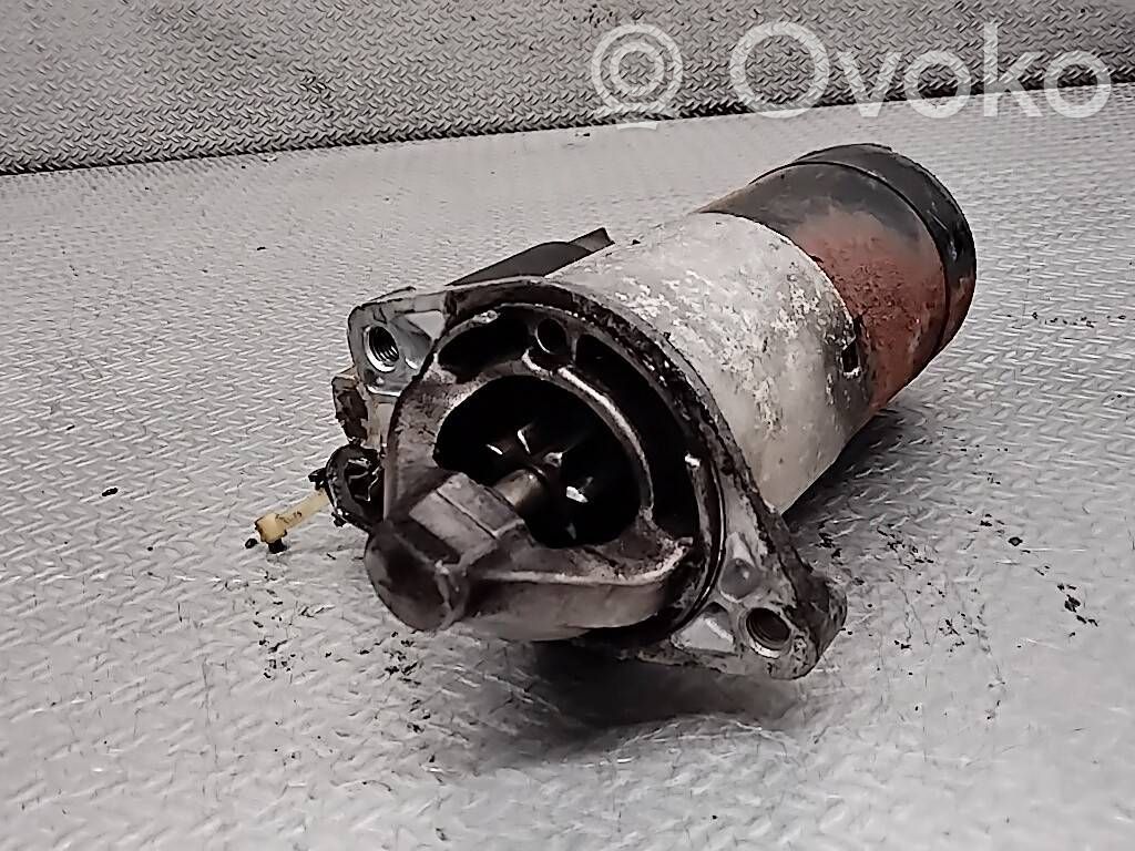 Motor de arranque   M001T84884