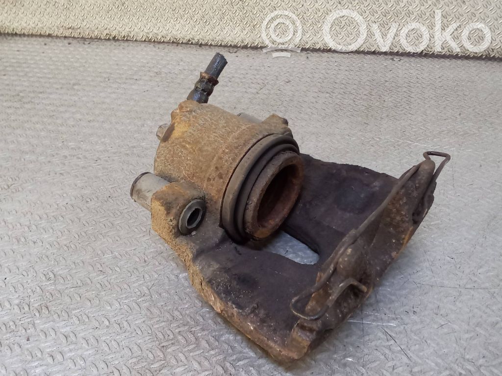 Caliper de freno delantero