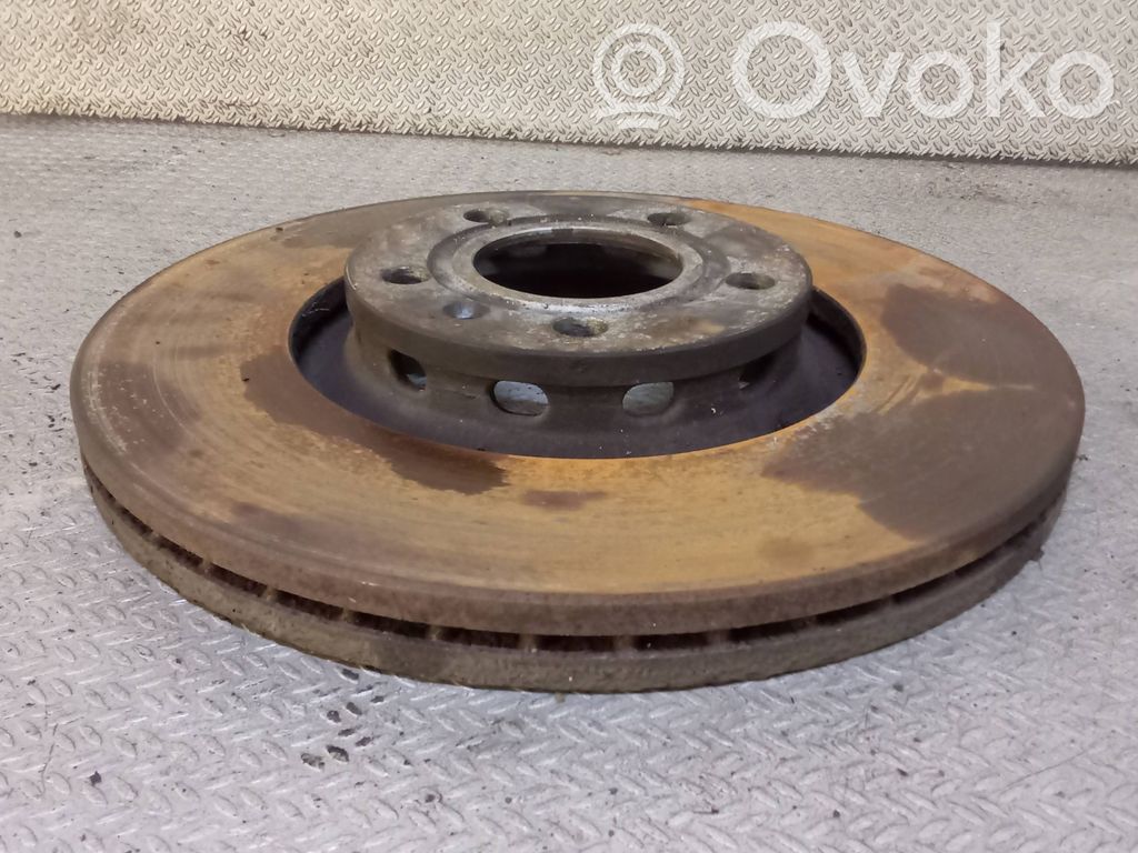 Volkswagen PASSAT B5.5 Disque de frein avant