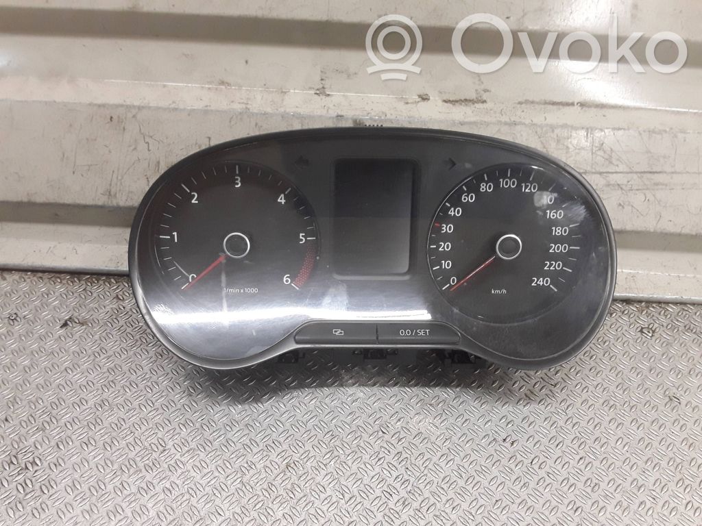 Volkswagen Polo V 6R Vitezometru (grup de instrumente)