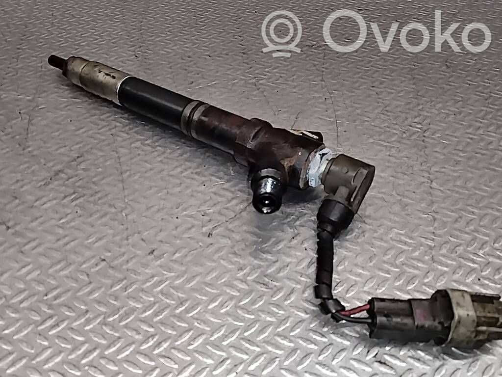 Toyota Avensis T250 Inyector de combustible