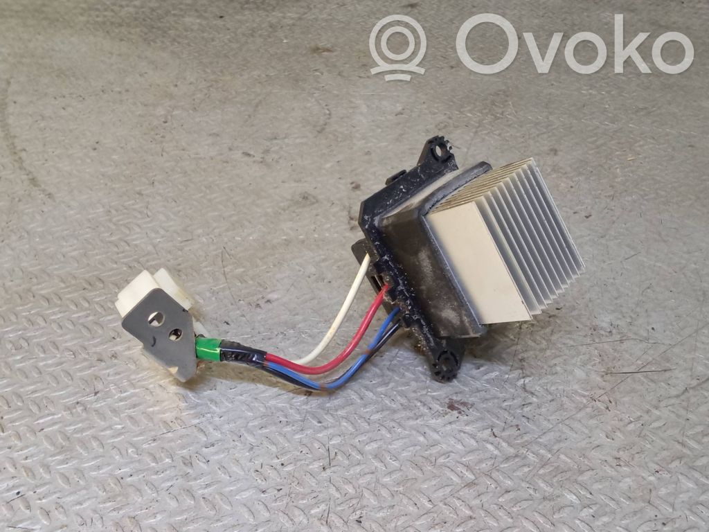 Lämpöpuhaltimen moottorin vastus   T1001553N