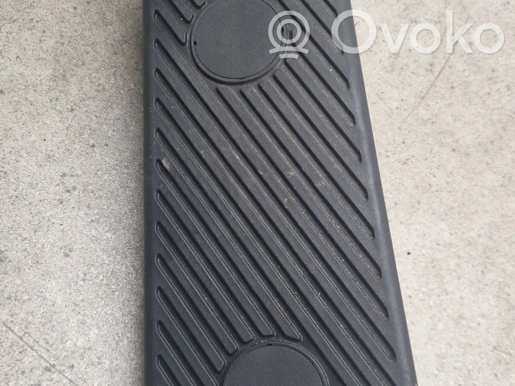 KIA EV6 Jalkatuki 