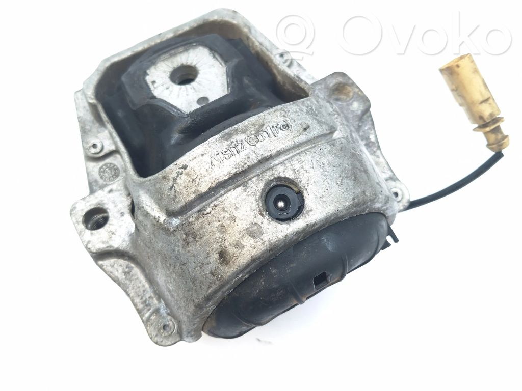 Audi A4 S4 B8 8K Engine mount bracket 