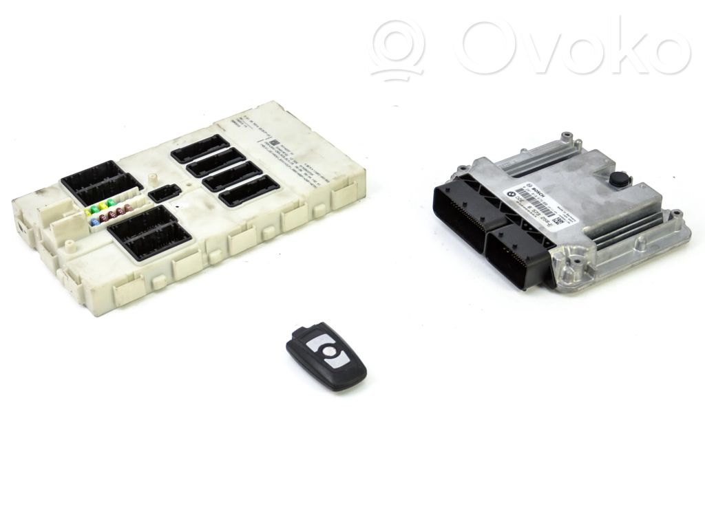 BMW 1 F20 F21 Komputer / Sterownik ECU i komplet kluczy 