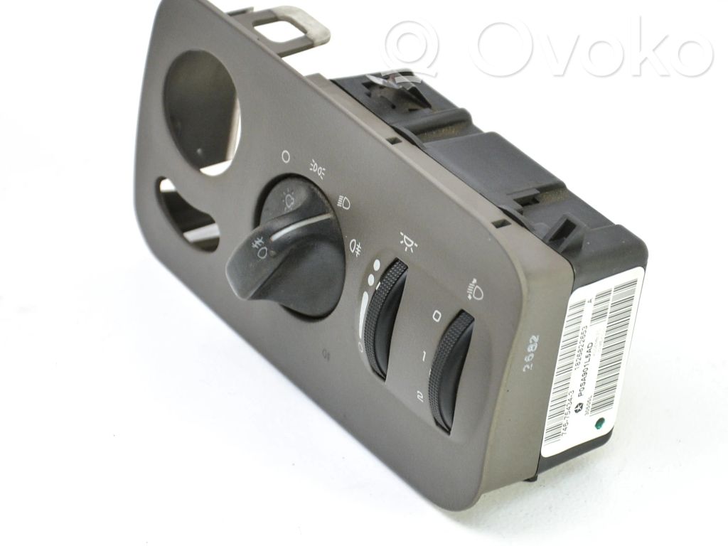 Chrysler Grand Voyager III Headlight level height control switch 