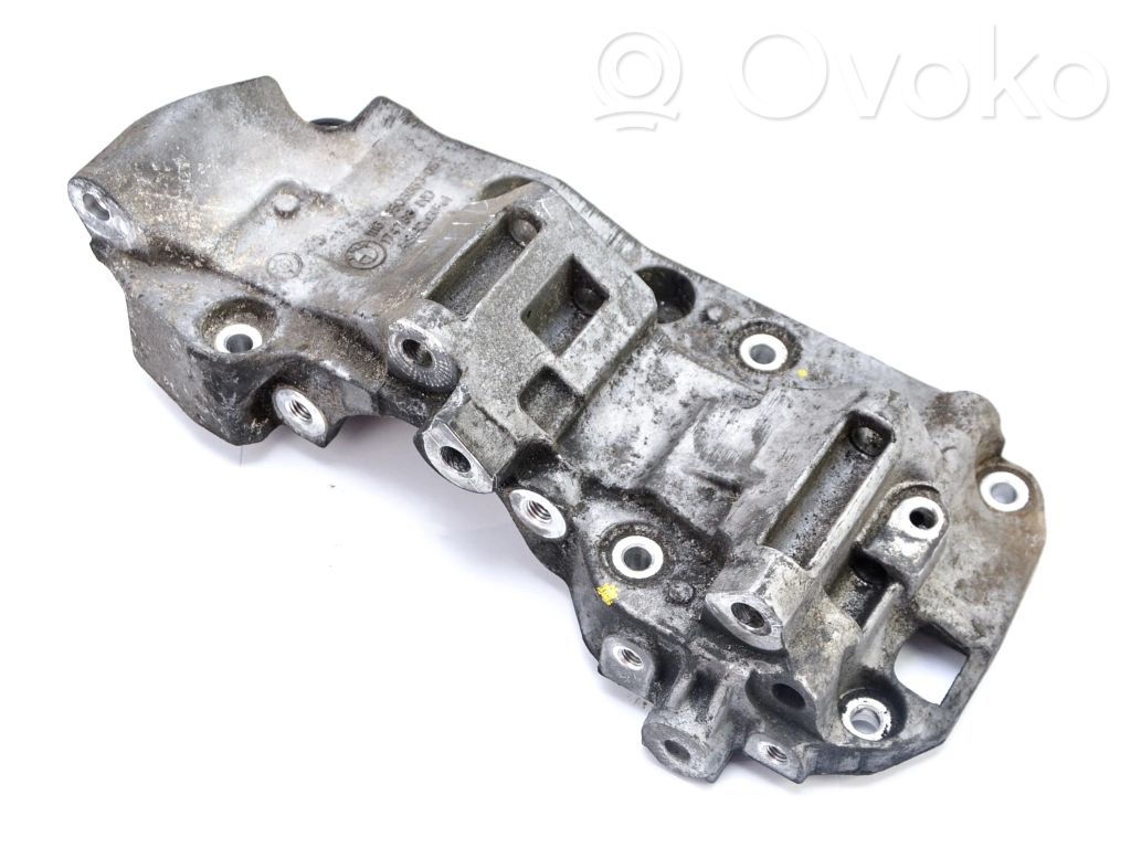 Generator/alternator bracket   8506863,1116850686305,1116850686305